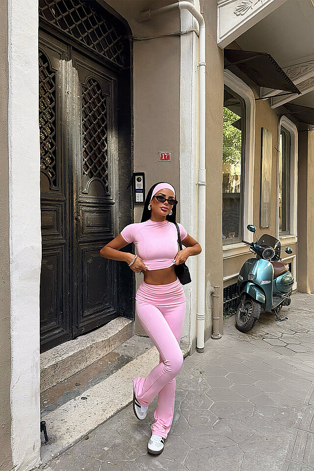 Pembe Minuya 7 Li Yoga Set 