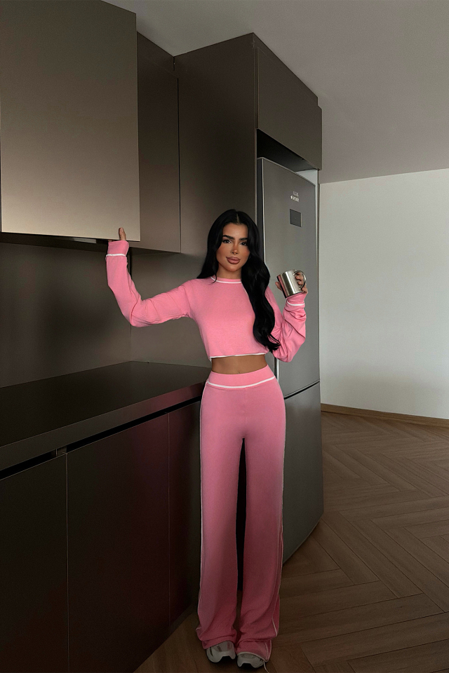 Pembe Lorisy Takım