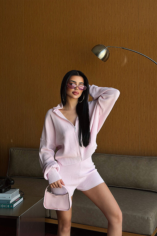 Pembe Bajee Takım