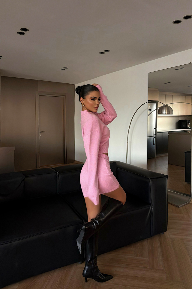 Pembe Kourty triko takım