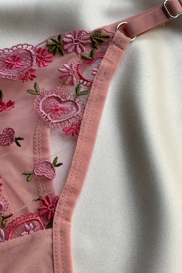 Powder Flower Detail Underwear ATE-1676