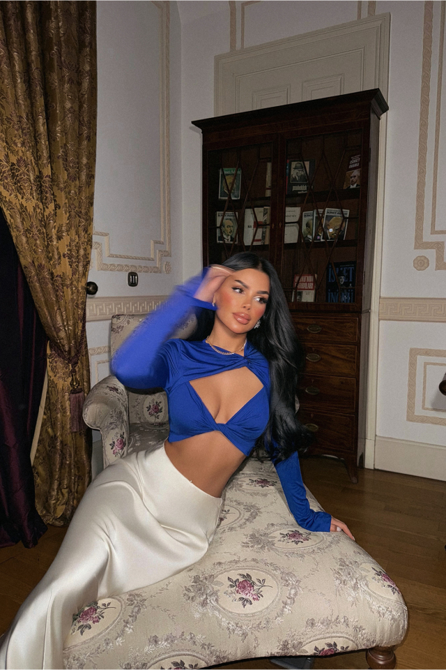 Saks Bria Crop ATE-2182