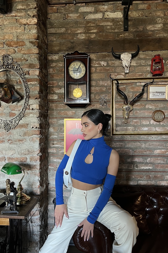 Saks Pencere Detay Crop Top ATE3150