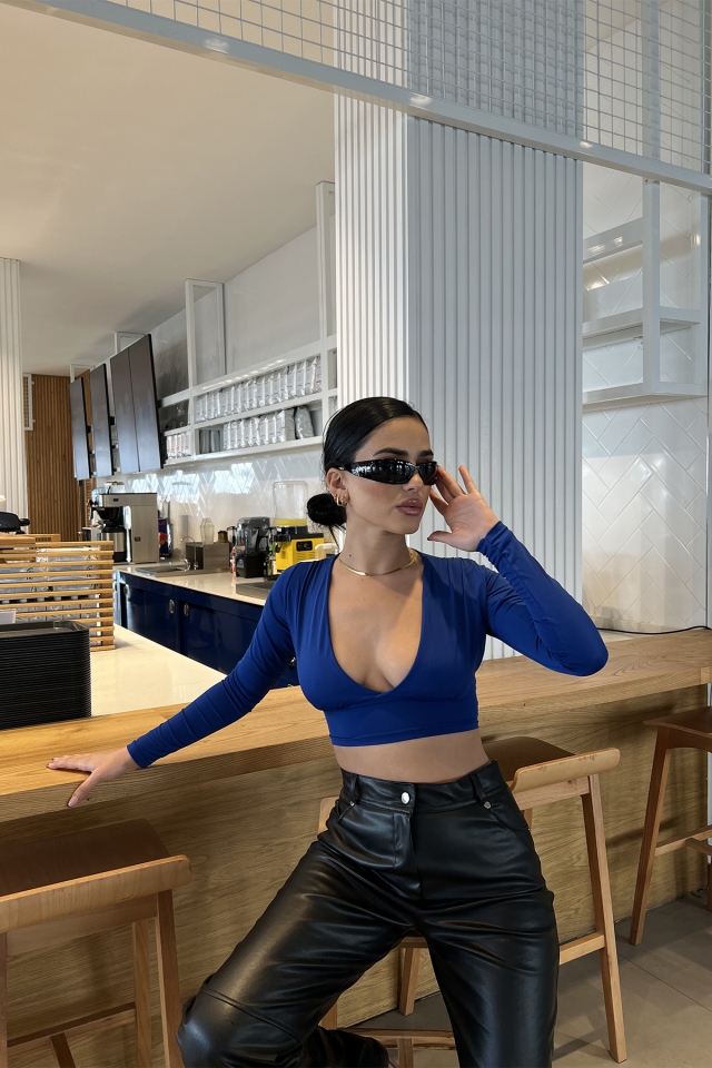 Saks Sırtı Bağlamalı Crop Top ATE3390