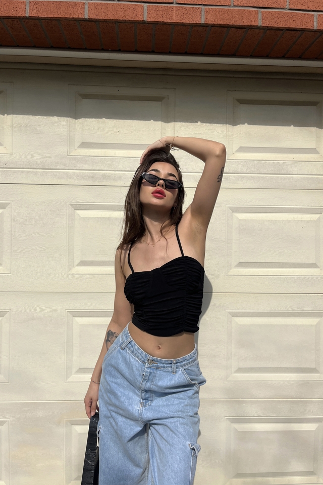 Siyah Askılı Crop Top ATE6485