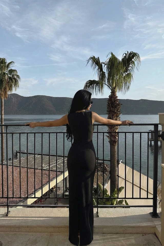 Siyah Shawly Uzun Elbise ATE-3468