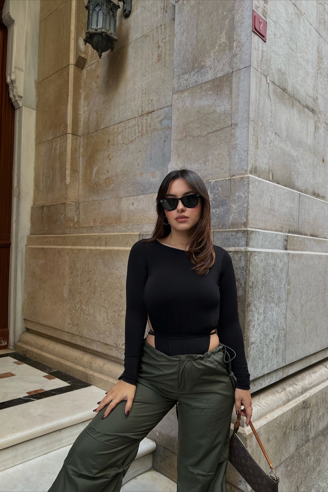 Siyah Bağlamalı Bodysuit ATE2661