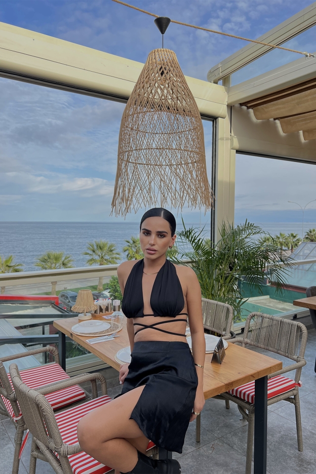 Siyah Bağlamalı Crop Top ATE2144