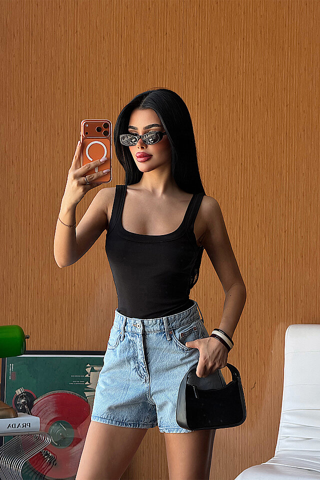 Siyah Qalu Crop