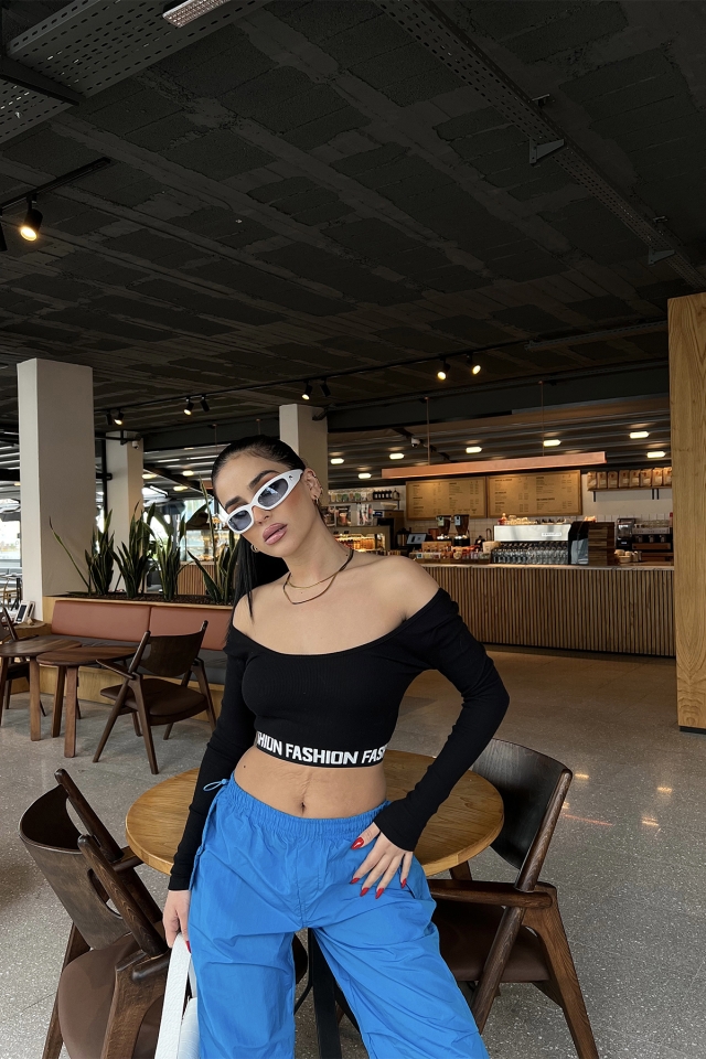 Siyah Baskılı Crop Top ATE3455