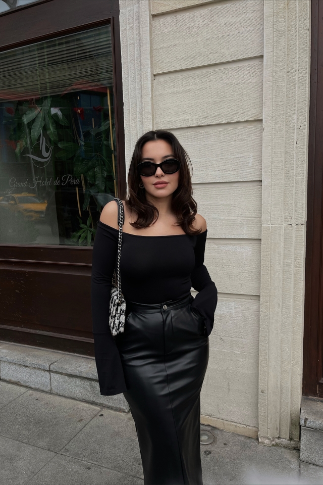 Siyah Düşük Kol Bodysuit ATE2916 - EYYO