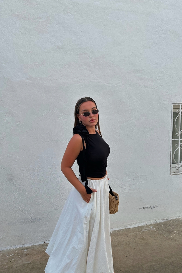 Siyah Gül Detay Crop Top ATE7892