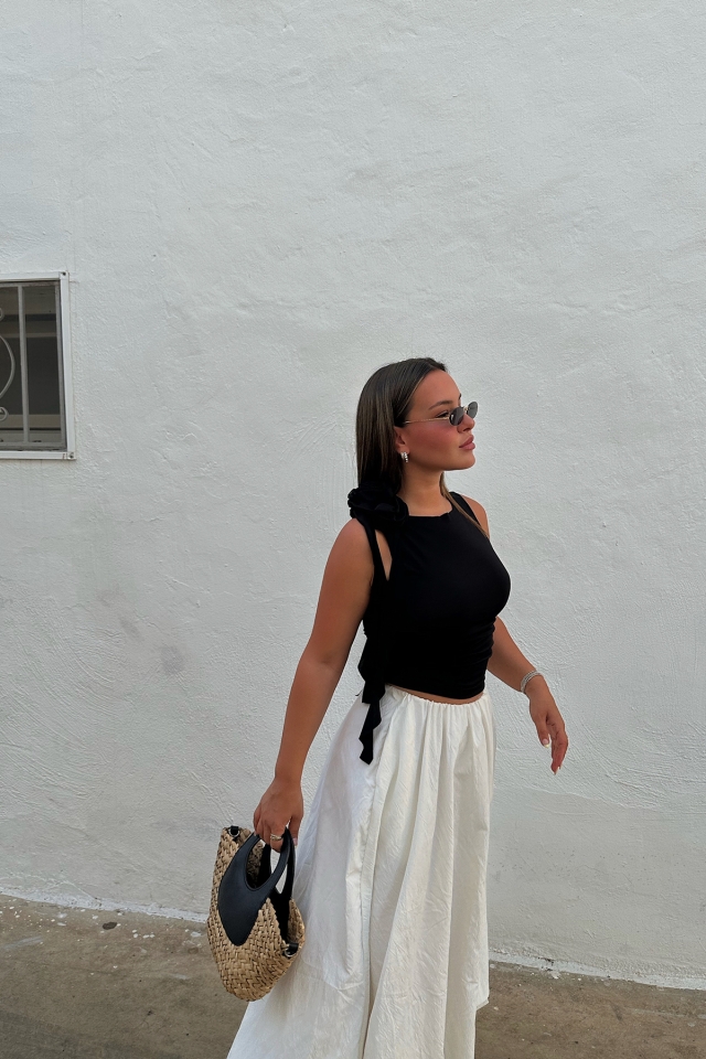 Siyah Gül Detay Crop Top ATE7892