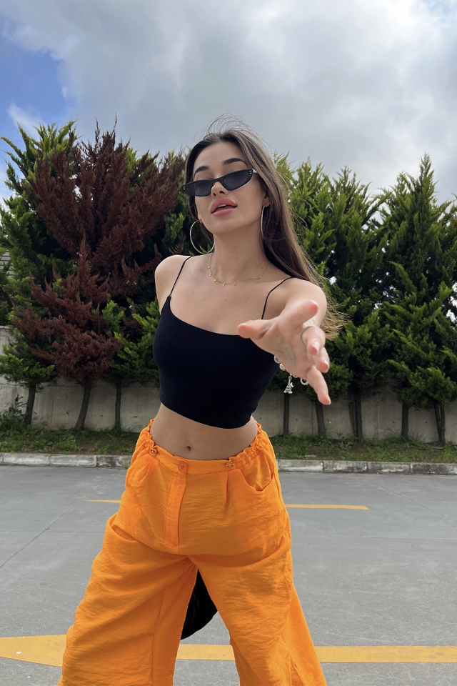 Siyah İp Askılı Crop Top ATE6704 (1)