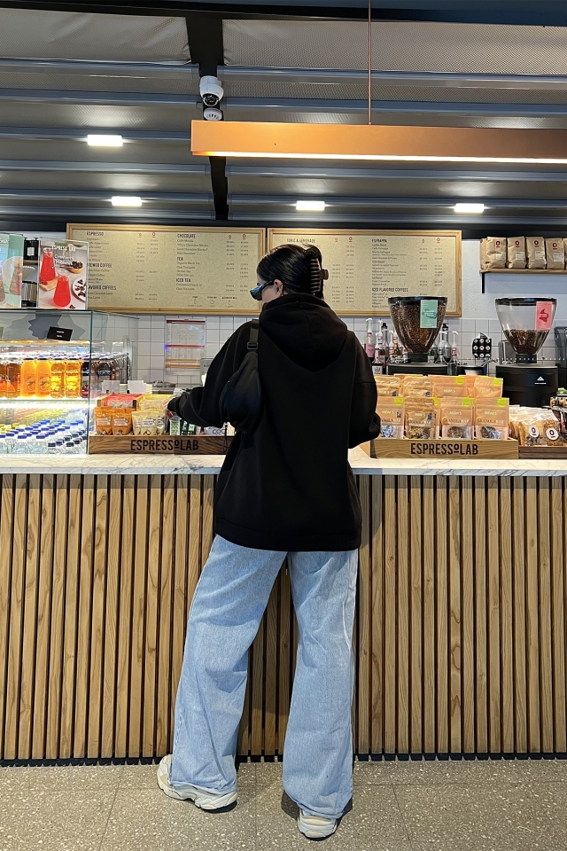 Siyah Kapşonlu Sweat ATE1975