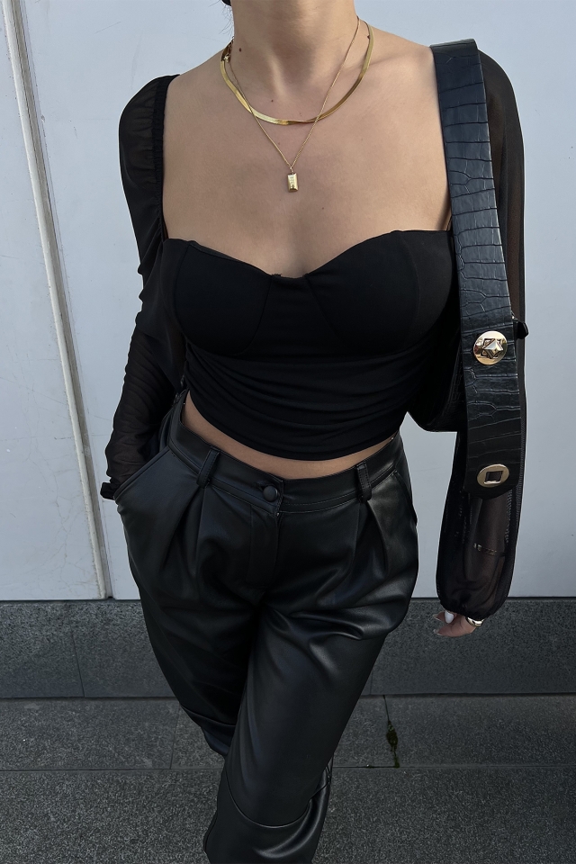 Siyah Kolları Tül Crop Top ATE2377