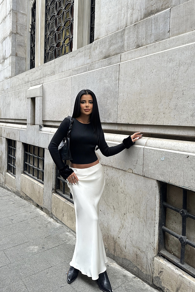 Siyah Kürk Detay Crop Top