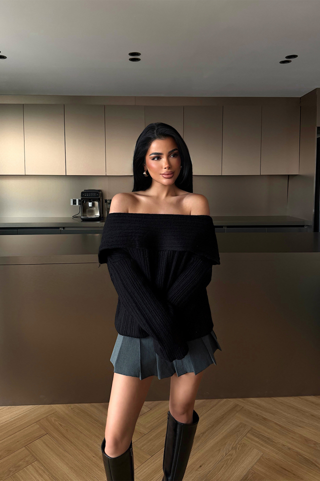 Siyah Jillx Triko Kazak