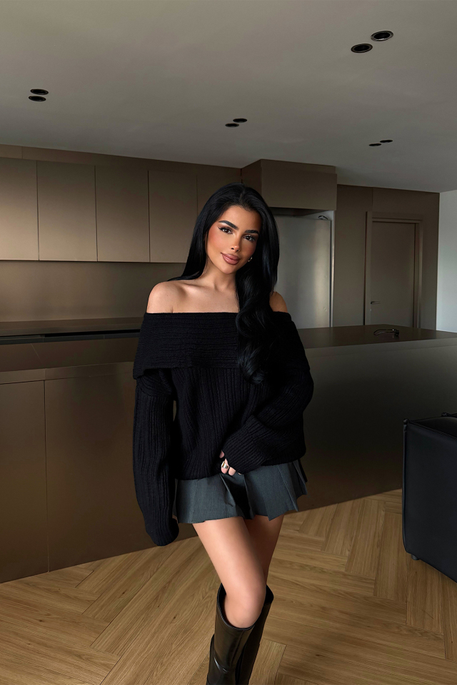 Siyah Jillx Triko Kazak