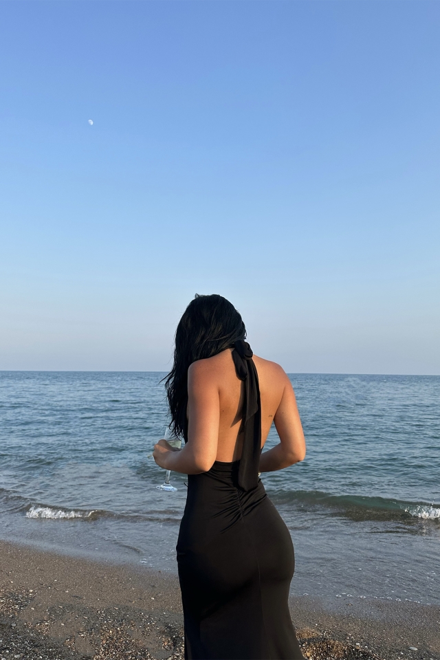 Zola Siyah Maxi Boy Yırtmaçlı Elbise TWL3