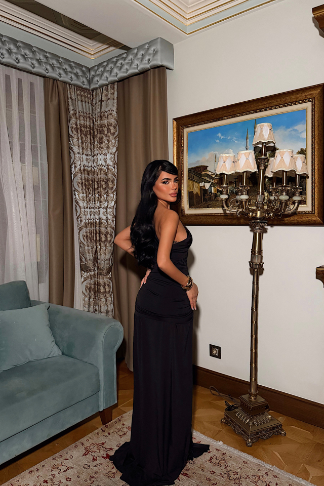 Siyah Nicolette Uzun Yırtmaçlı Elbise ATE-4596