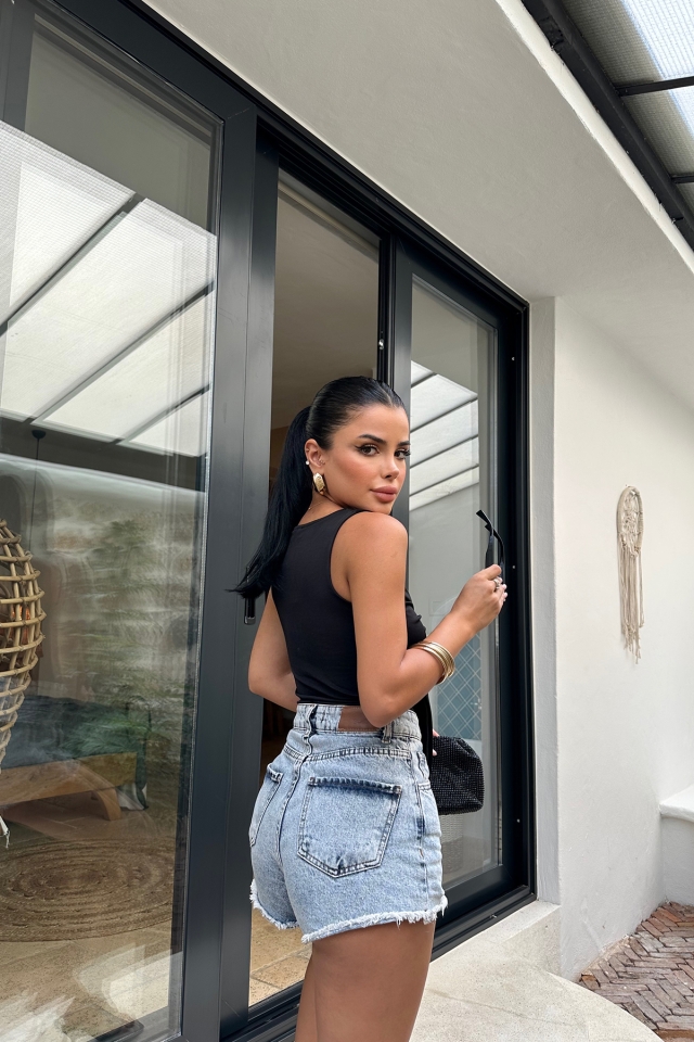Siyah Önden Bağlamalı Crop Top ATE8251