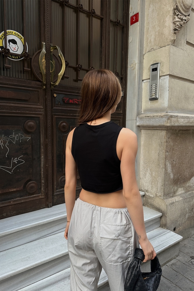 Siyah Önü Baskılı Crop Top ATE6548