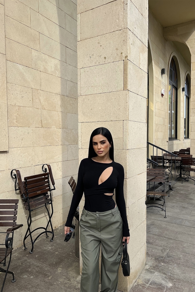 Siyah Pencere Detay Bodysuit ATE4554