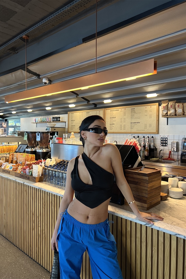 Siyah Pencere Detay Crop Top ATE3286