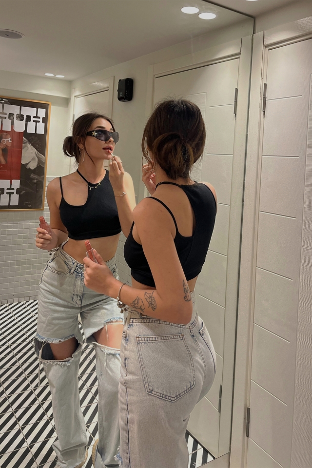 Siyah Pencere Detay Crop Top ATE4629