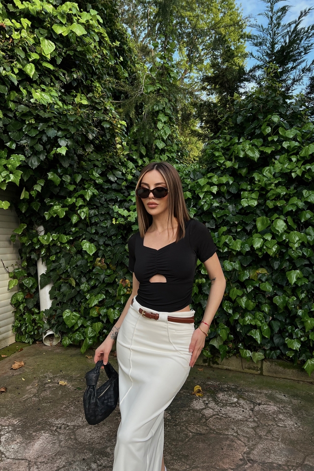 Siyah Pencere Detay Crop Top ATE6418 (1)