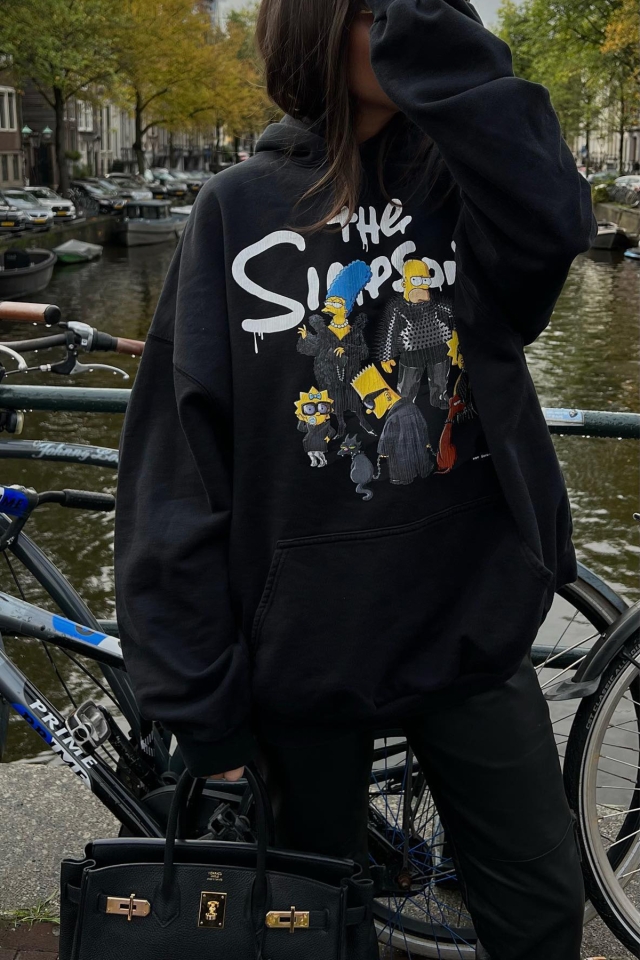 Siyah Önü Baskılı Hoodie Sweat ATE2264