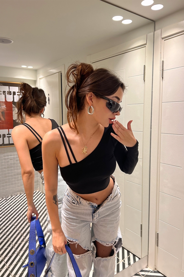 Siyah Tek Kol Crop Top ATE3069 - EYYO