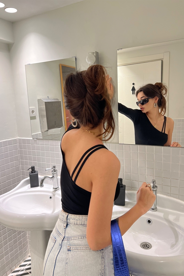 Siyah Tek Kol Crop Top ATE3069