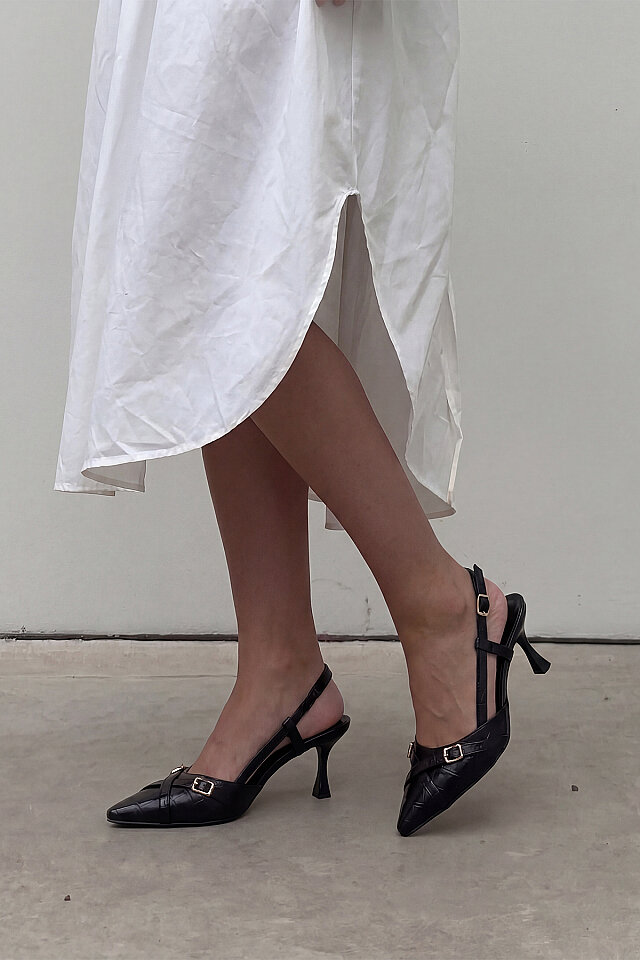 Siyah Kukosa Stiletto