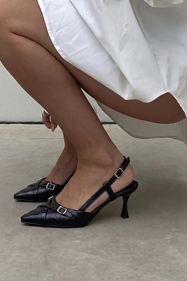 Siyah Kukosa Stiletto