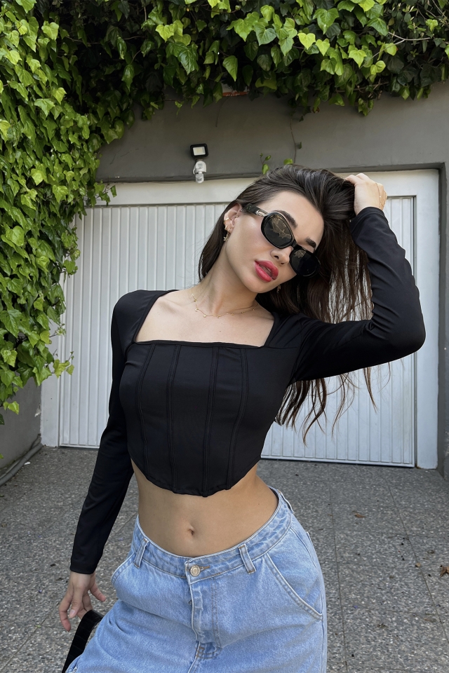 Siyah Uzun Kol Crop Top ATE6880