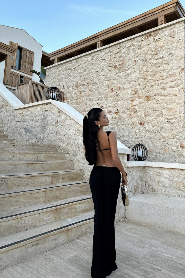 Siyah Antonella Sırt Dekolte Ve Aksesuarlı Elbise ATE-0978 - EYYO