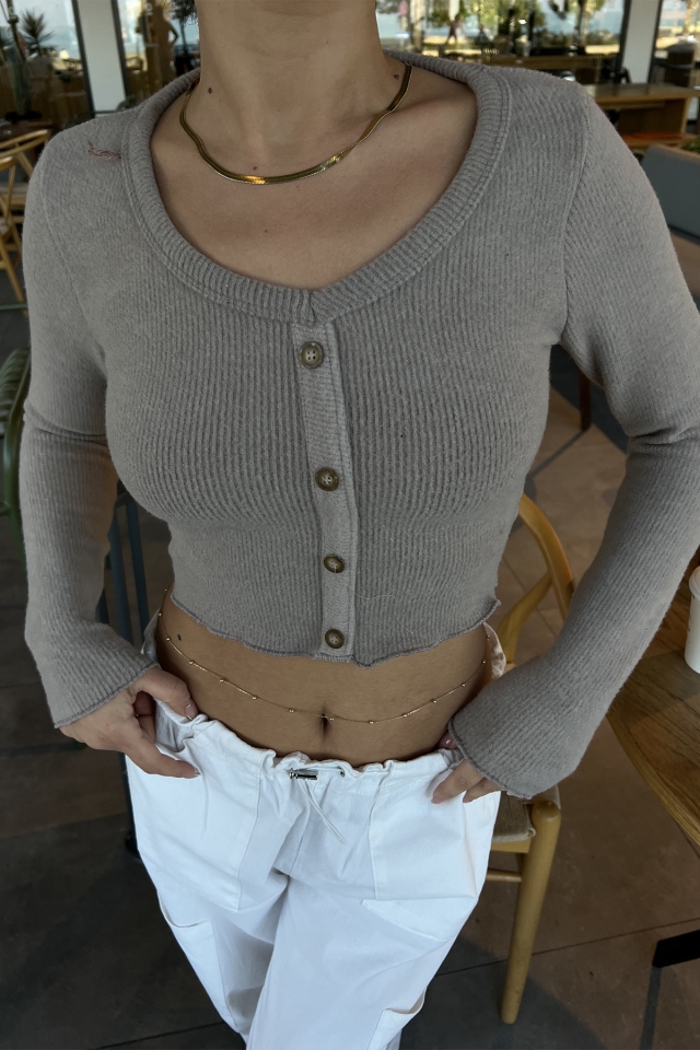 Taş Düğme Detay Crop Top ATE2858