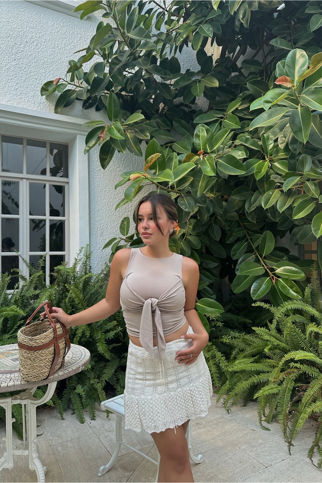 Taş Önden Bağlamalı Crop Top ATE7906