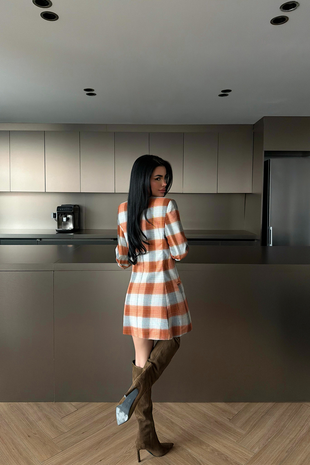 Turuncu Düğmeli Ekose Ceket ATE-3909
