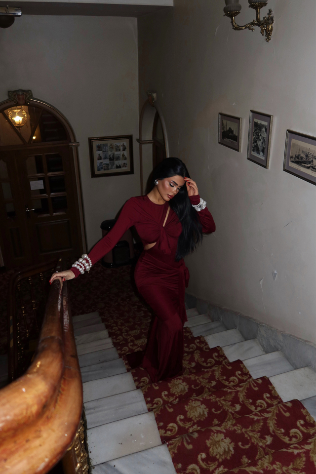Vişne Çürüğü Pencere Detay Uzun Elbise ATE-2267