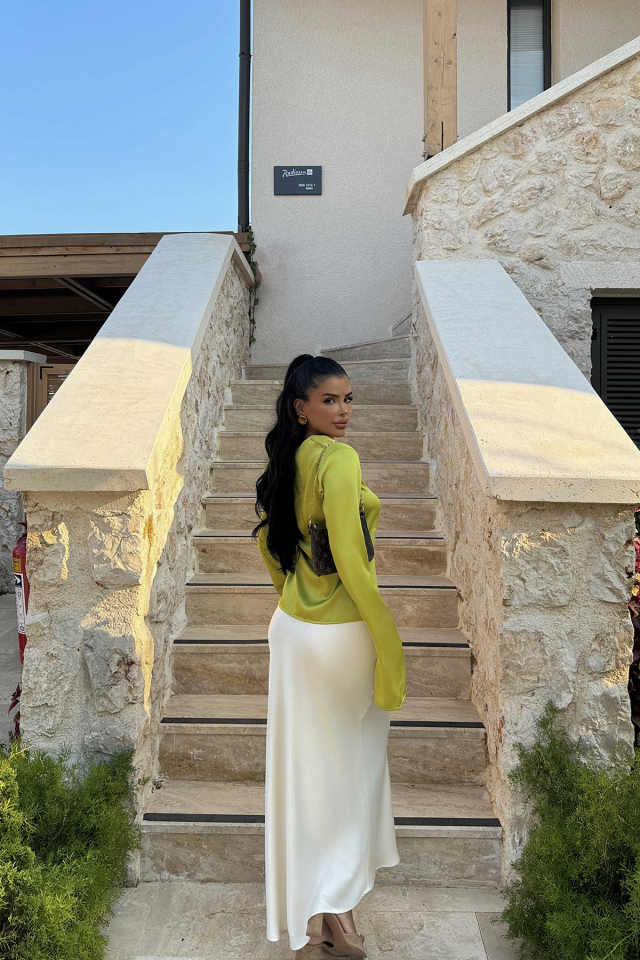 Yağ Yeşili Gredel Saten Bluz ATE-1327