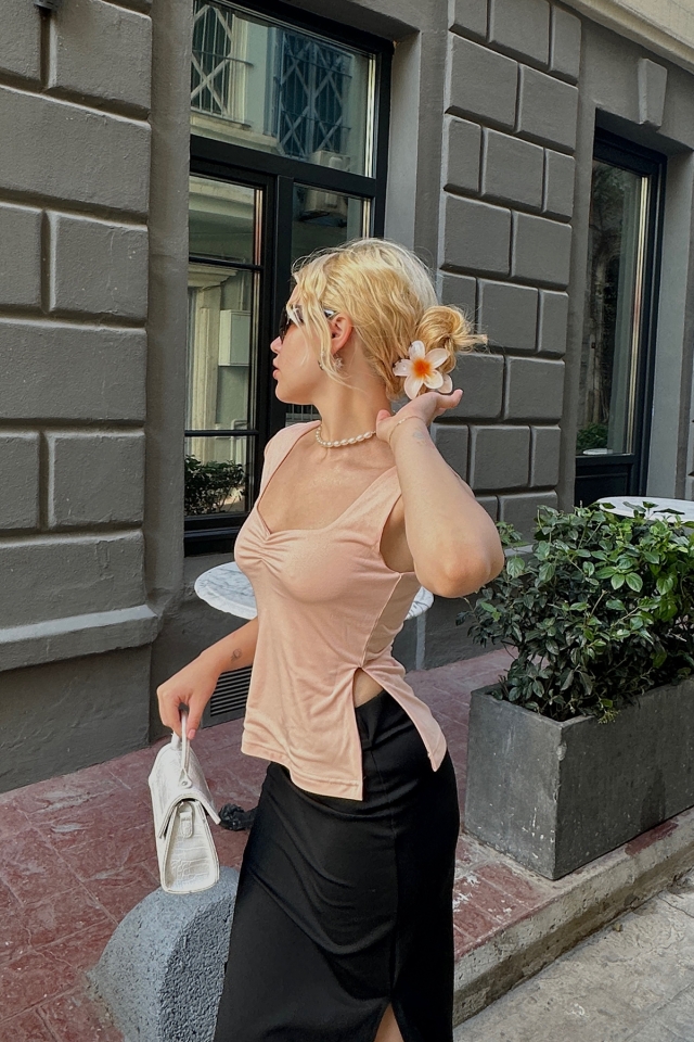 Yavruağzı Yırtmaç Detay Crop Top ATE6183