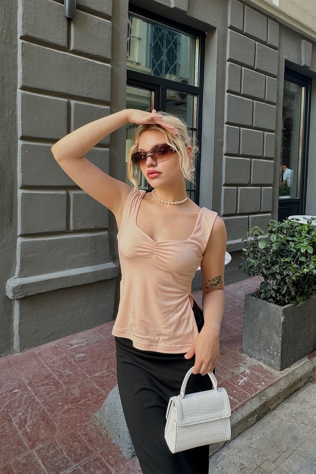 Yavruağzı Yırtmaç Detay Crop Top ATE6183