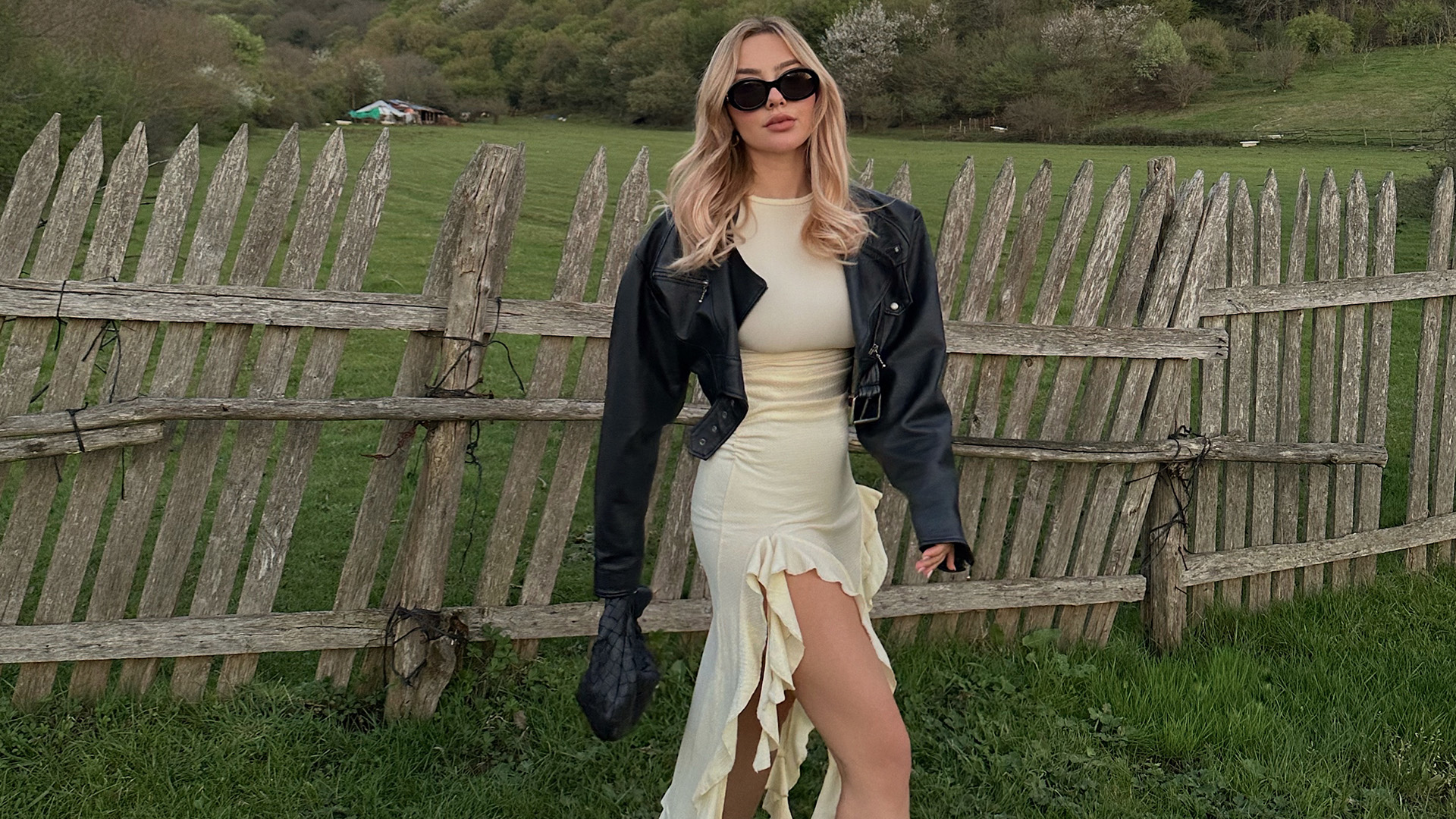 Yaz Sezonunda Trendleri EYYO ile Yakalayın