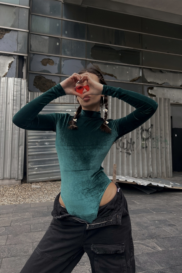 Yeşil Sırt Detay Bodysuit ATE3532