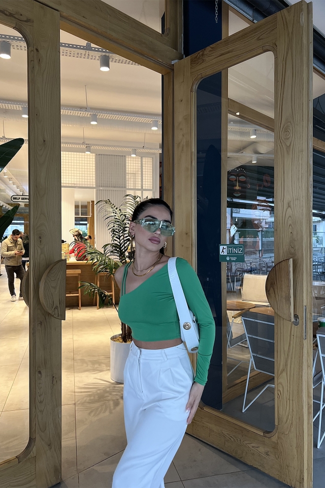 Yeşil Tek Kol Crop Top ATE3012
